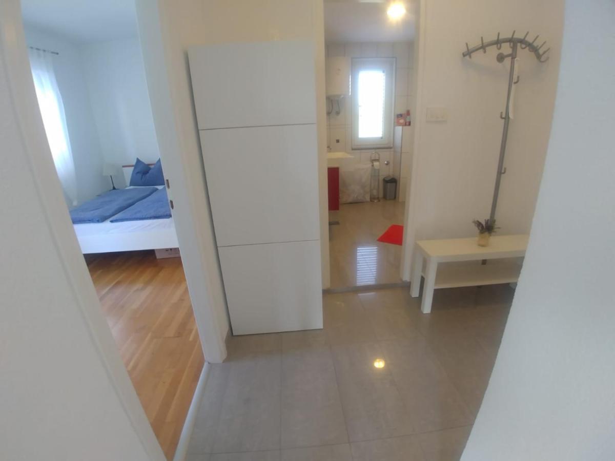 Appartamento Lana Apartman Medolino Esterno foto