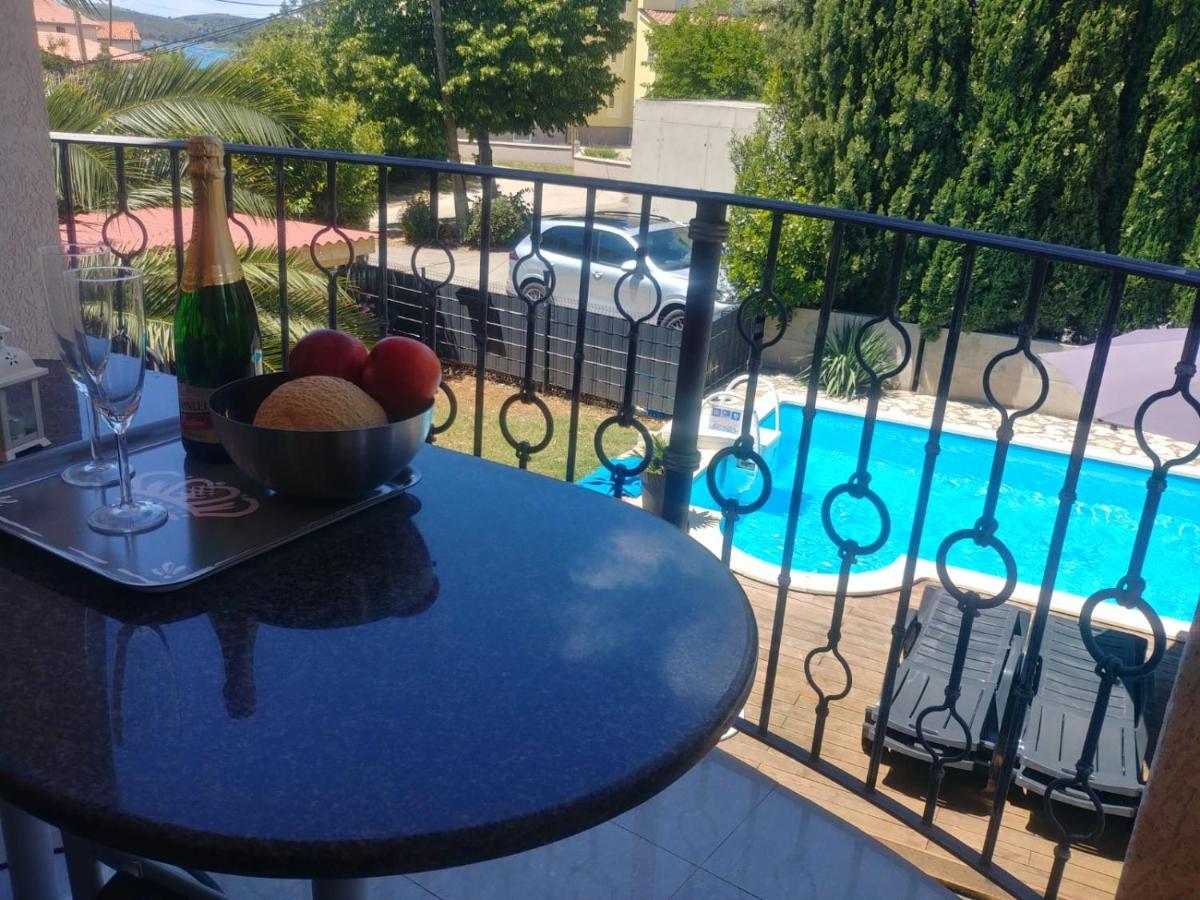 Appartamento Lana Apartman Medolino Esterno foto