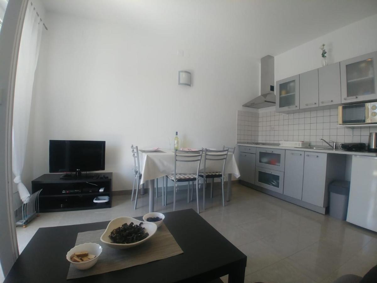 Appartamento Lana Apartman Medolino Esterno foto